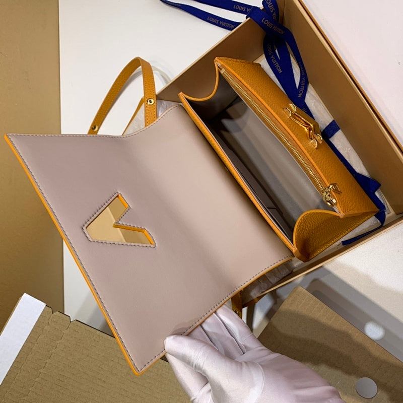 Anum Bags ln Luxury Bag --59277