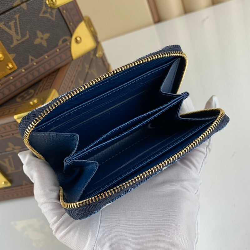 Anum Bags ln Luxury Bag --60837