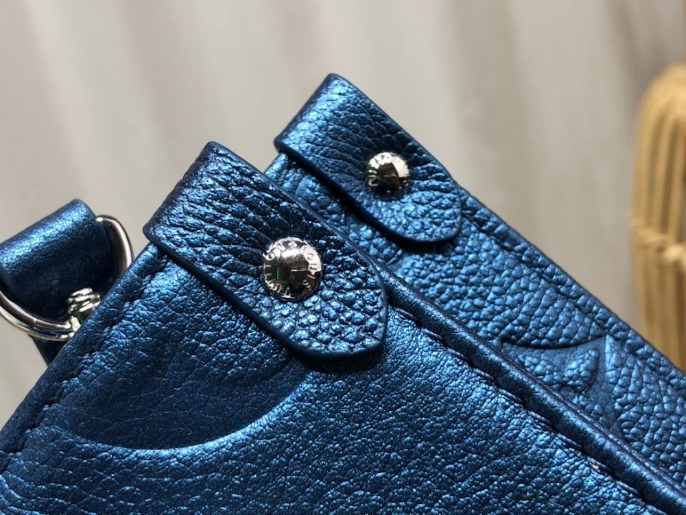 Anum Bags ln Luxury Bag --60286