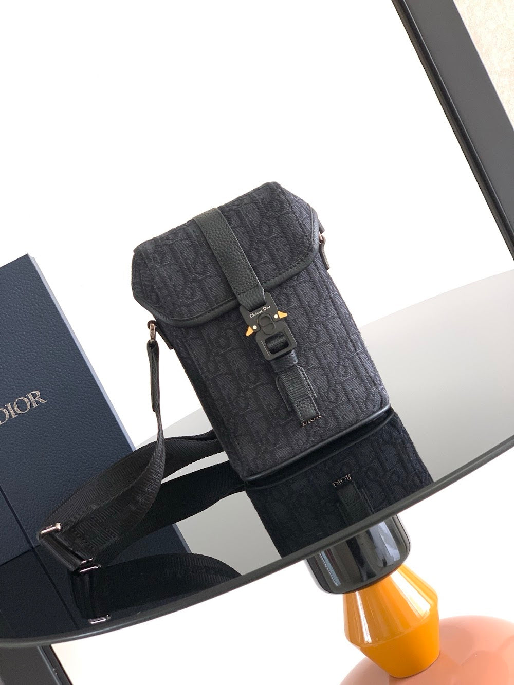new-luxury-designer-bags-nm16496