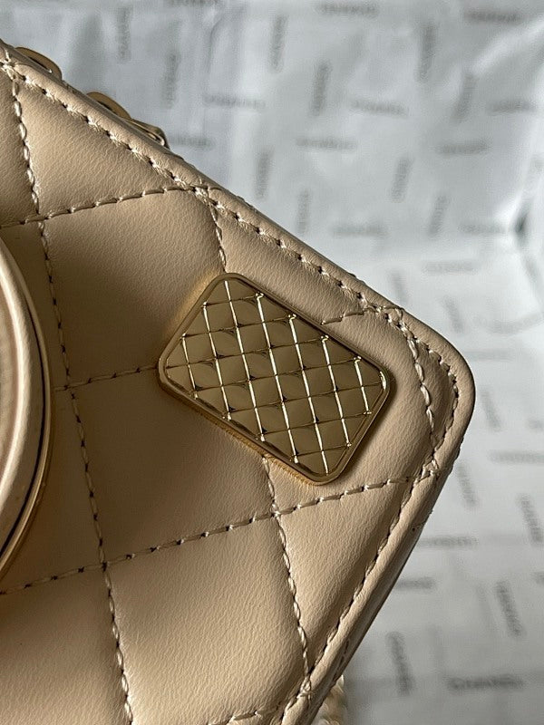 new-luxury-designer-bags-nm9348