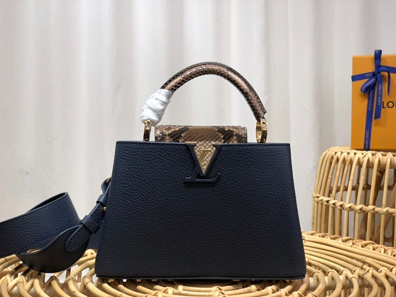 Anum Bags ln Luxury Bag --60413