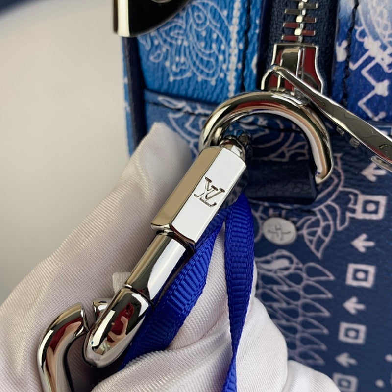 Anum Bags ln Luxury Bag --60976
