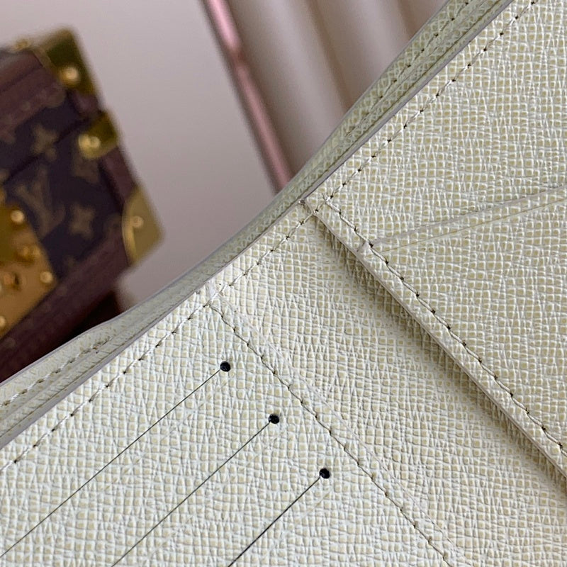 Anum Bags ln Luxury Bag --58188