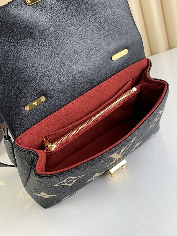 Anum Bags ln Luxury Bag --61002