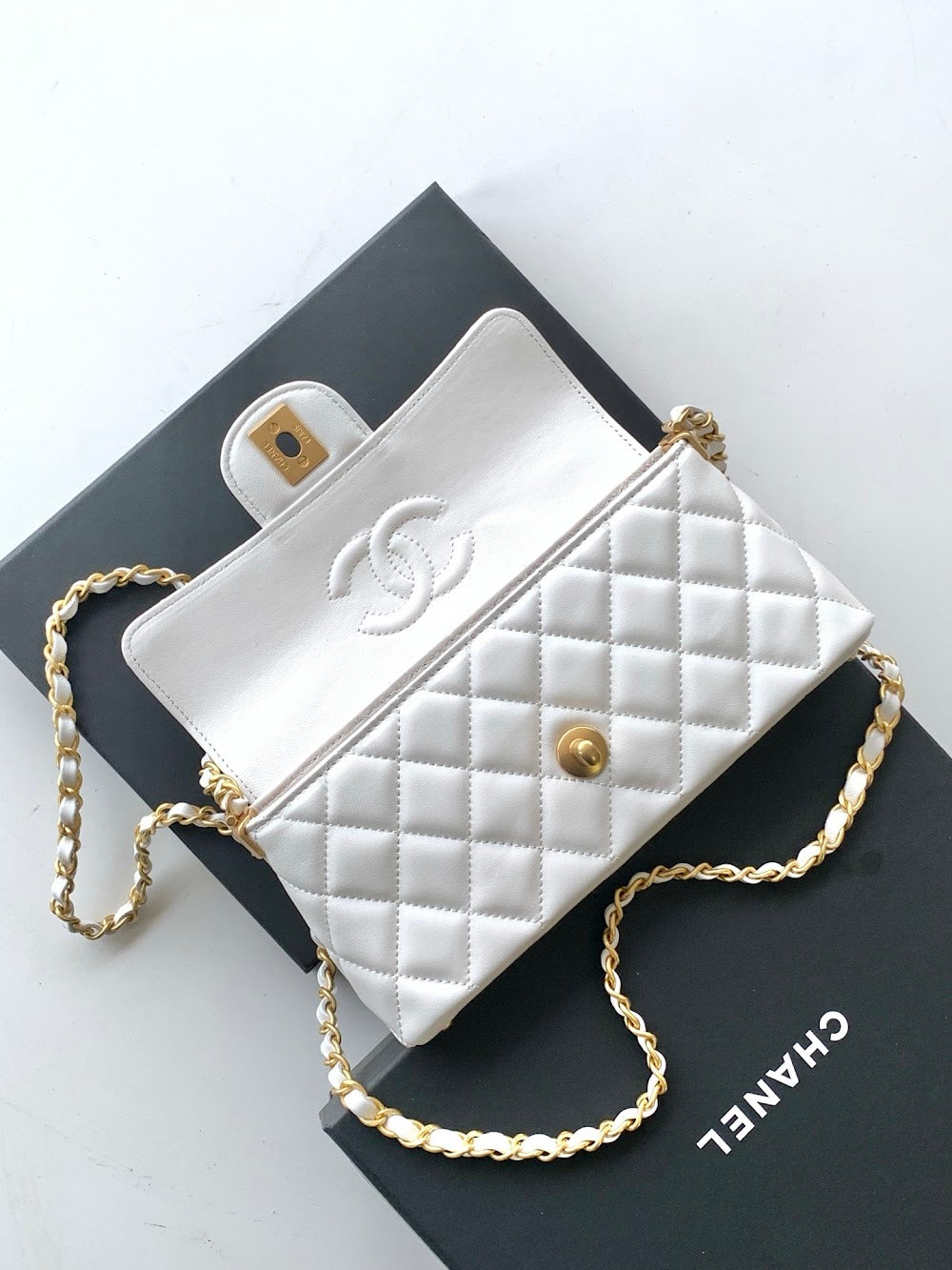 new-designer-premium-bags-nm9623