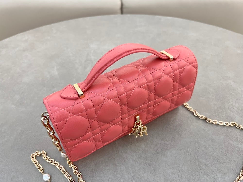 new-designer-premium-bags-nm16245