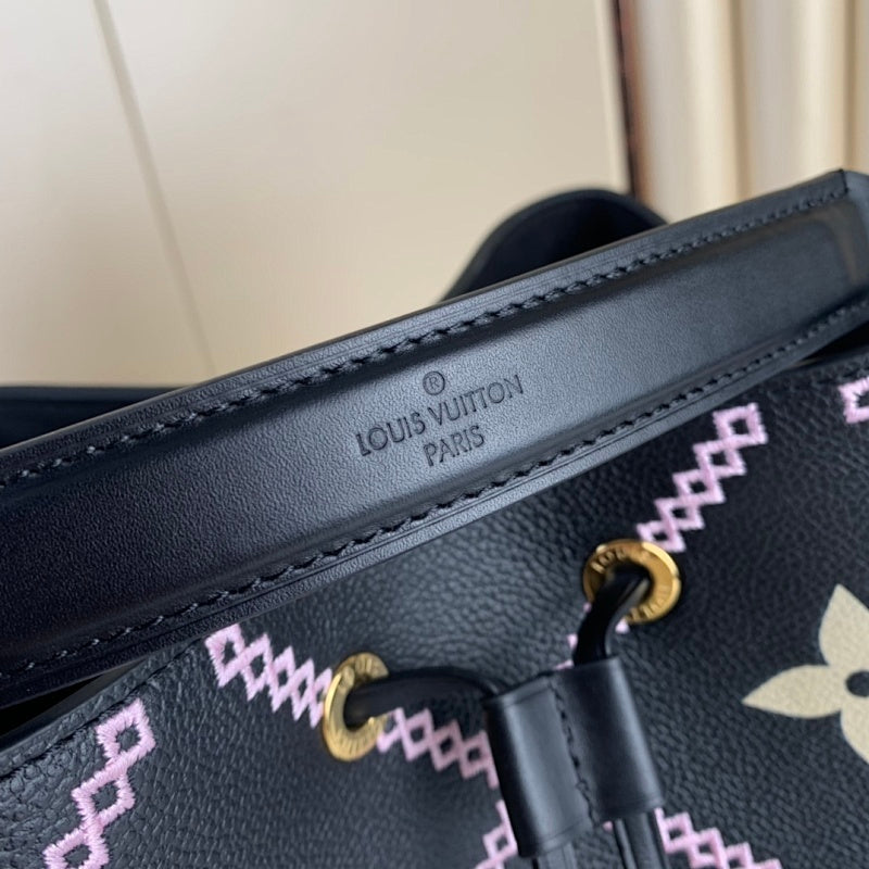 Anum Bags ln Luxury Bag --60789