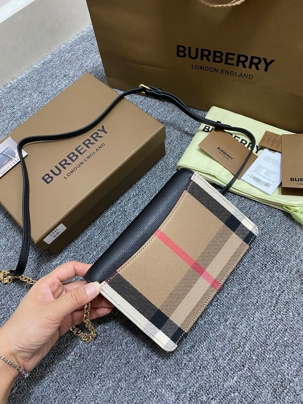 Ezyycart Bags Burberryn Luxury Bag --92560