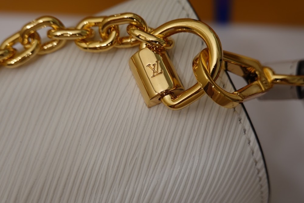 Anum Bags ln Luxury Bag --60077