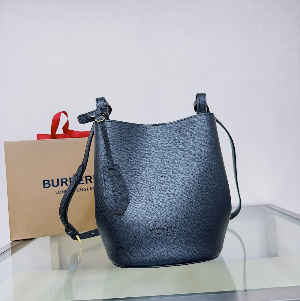 Ezyycart Bags Burberryn Luxury Bag --92411