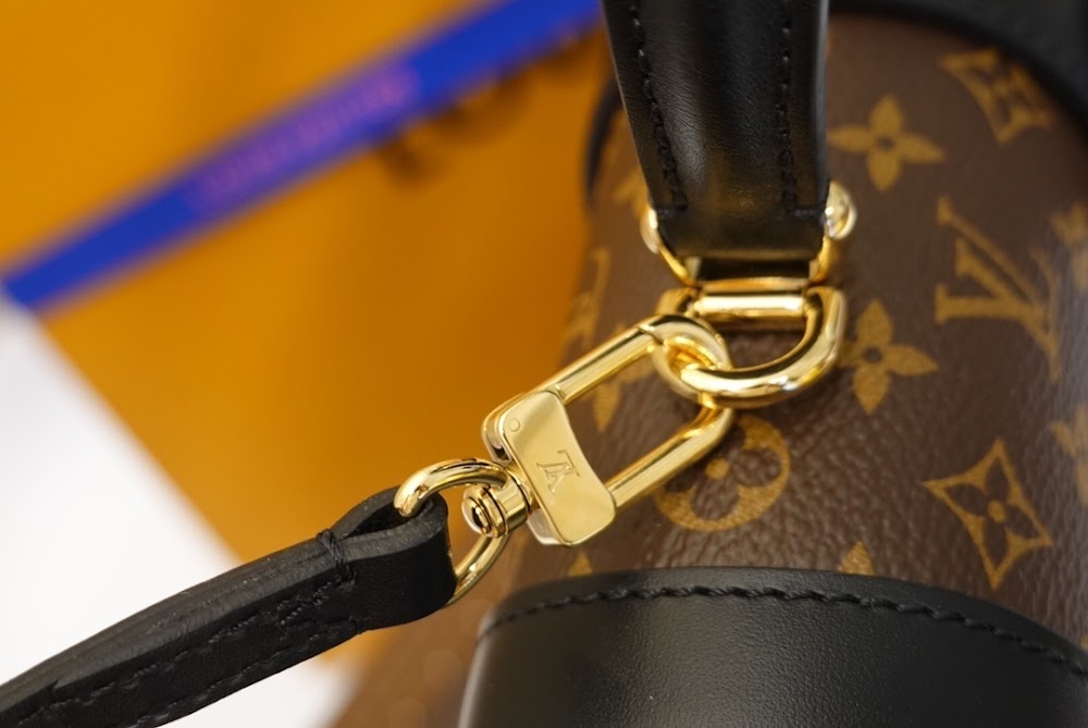 Anum Bags ln Luxury Bag --60200
