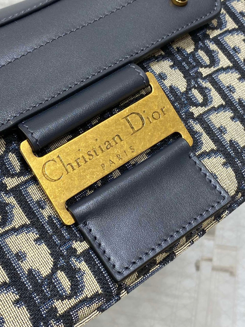 new-designer-premium-bags-nm16378