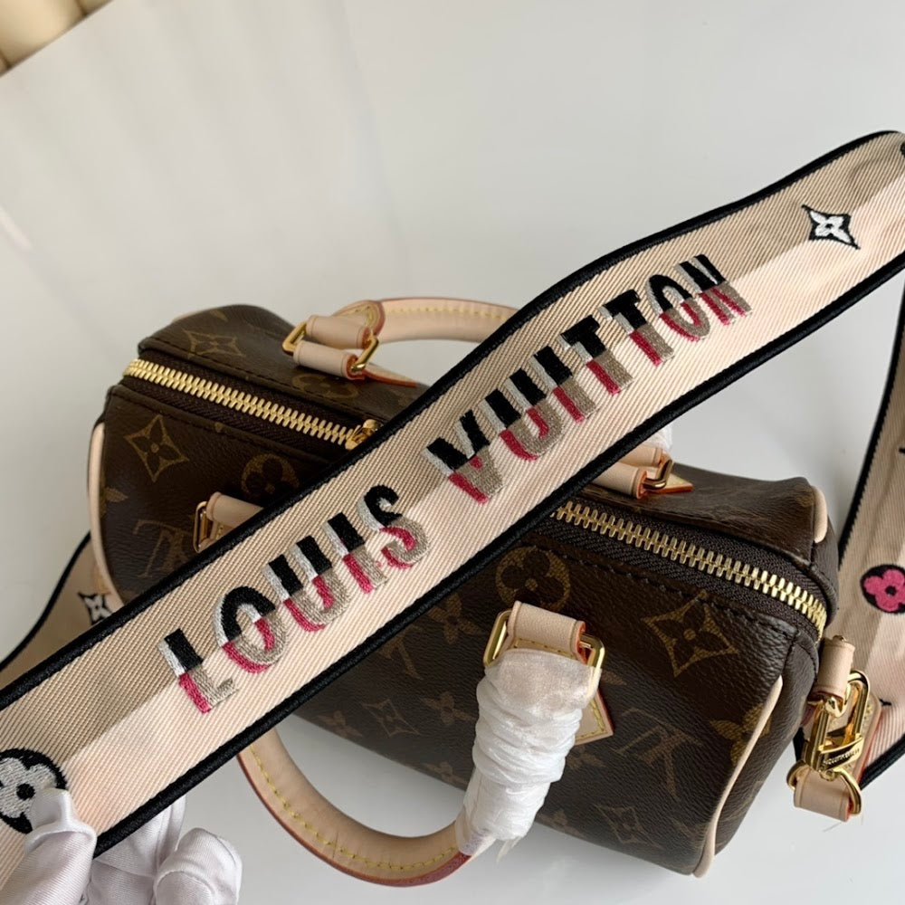 Anum Bags ln Luxury Bag --58977