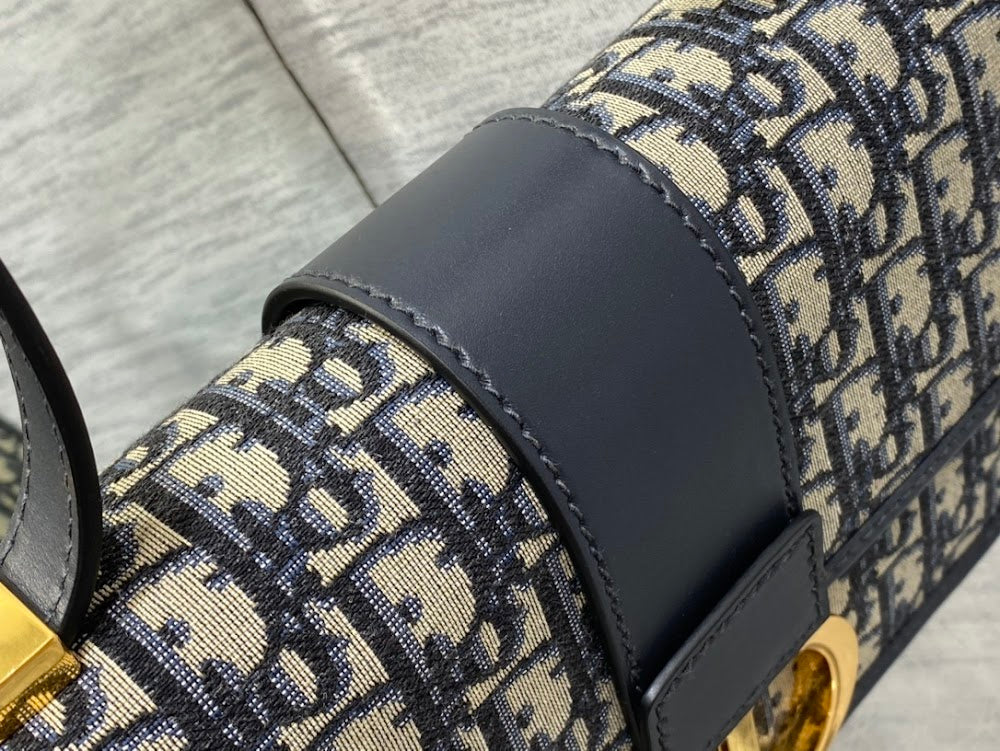 new-designer-premium-bags-nm16137
