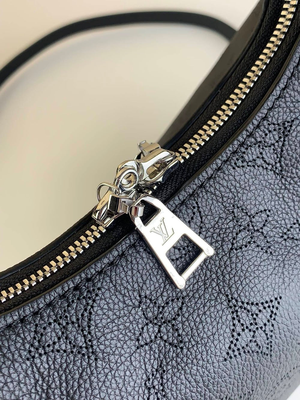 Anum Bags ln Luxury Bag --61161