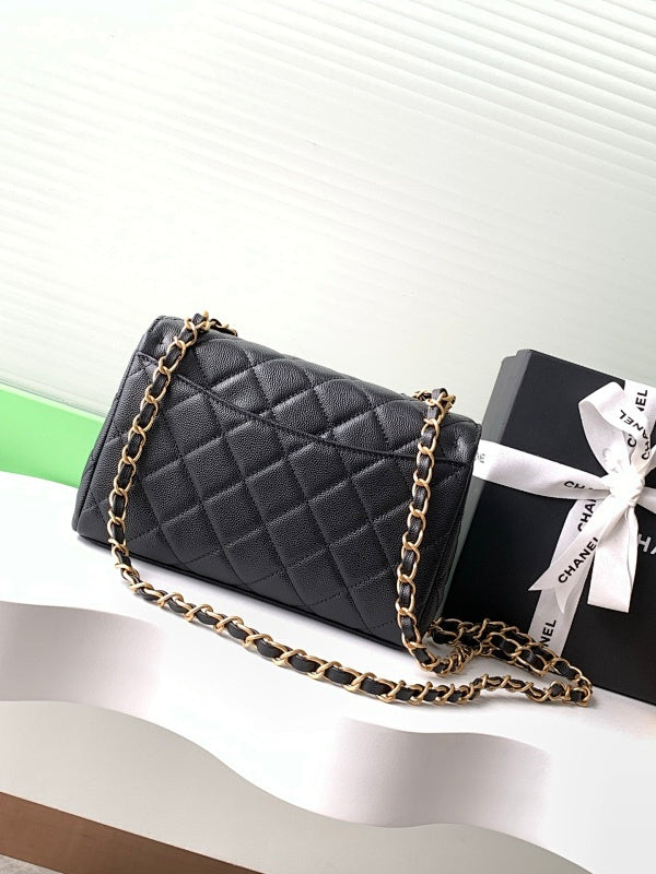 new-luxury-designer-bags-nm9627