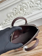 new-luxury-designer-bags-nm11573