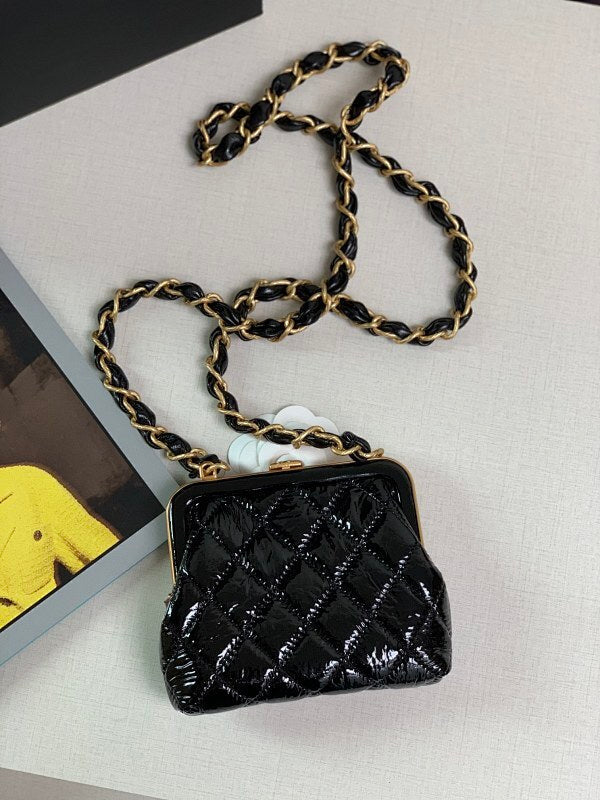 new-luxury-designer-bags-nm9382