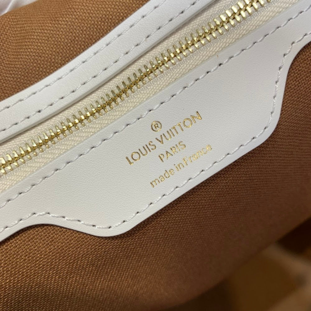 Anum Bags ln Luxury Bag --59286