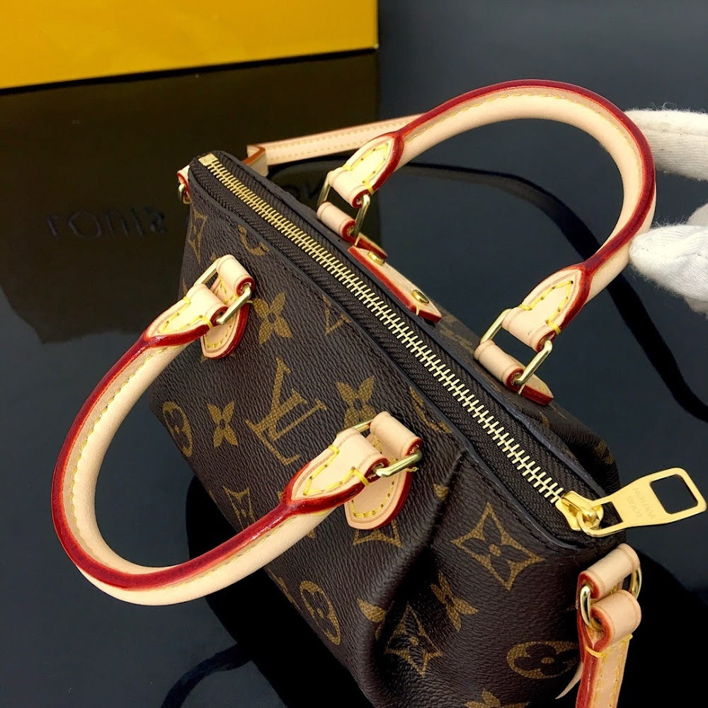 Anum Bags ln Luxury Bag --59191