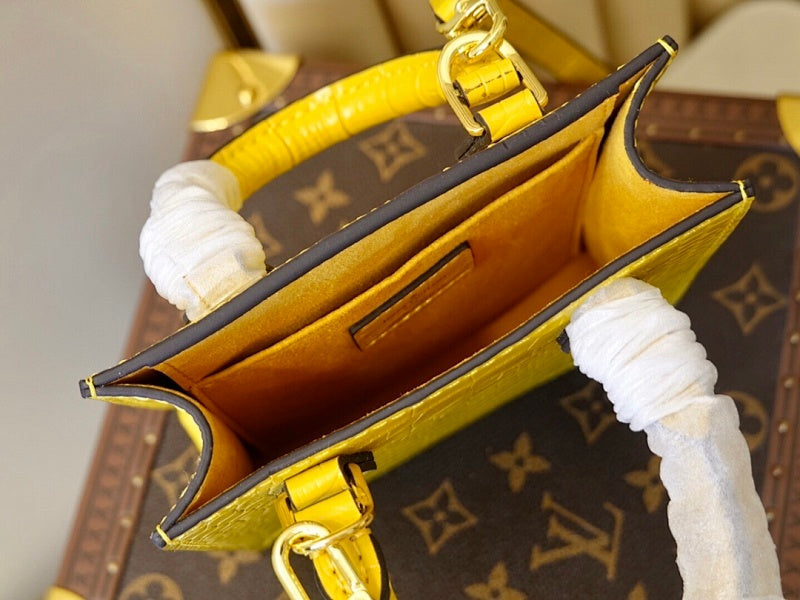 Anum Bags ln Luxury Bag --60251
