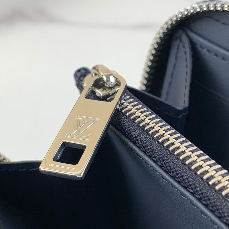 Anum Bags ln Luxury Bag --56849