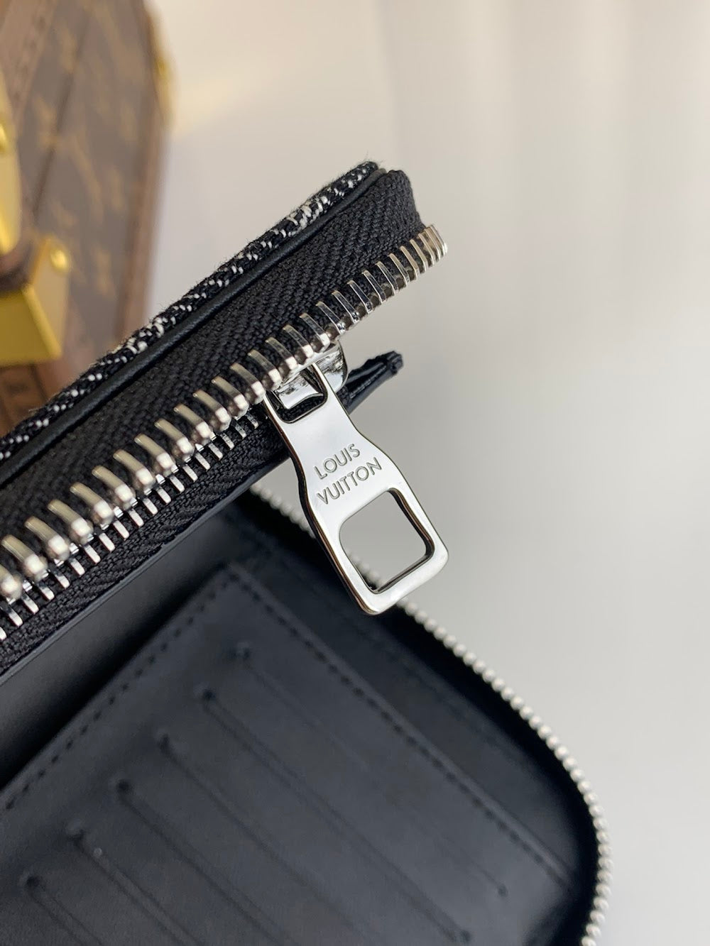Anum Bags ln Luxury Bag --57736