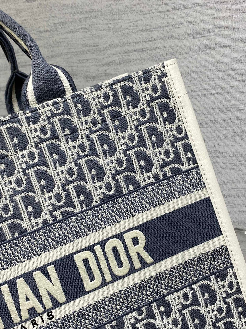 new-luxury-designer-bags-nm16487