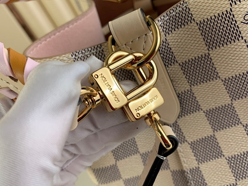 Anum Bags ln Luxury Bag --60865
