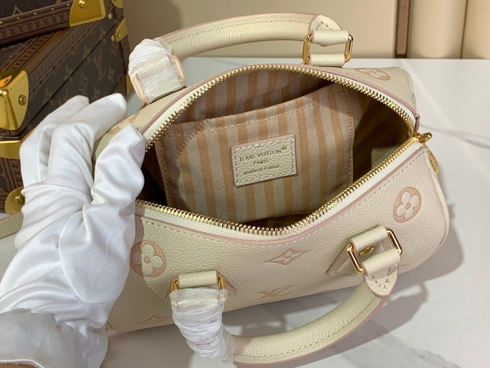 Anum Bags ln Luxury Bag --56597