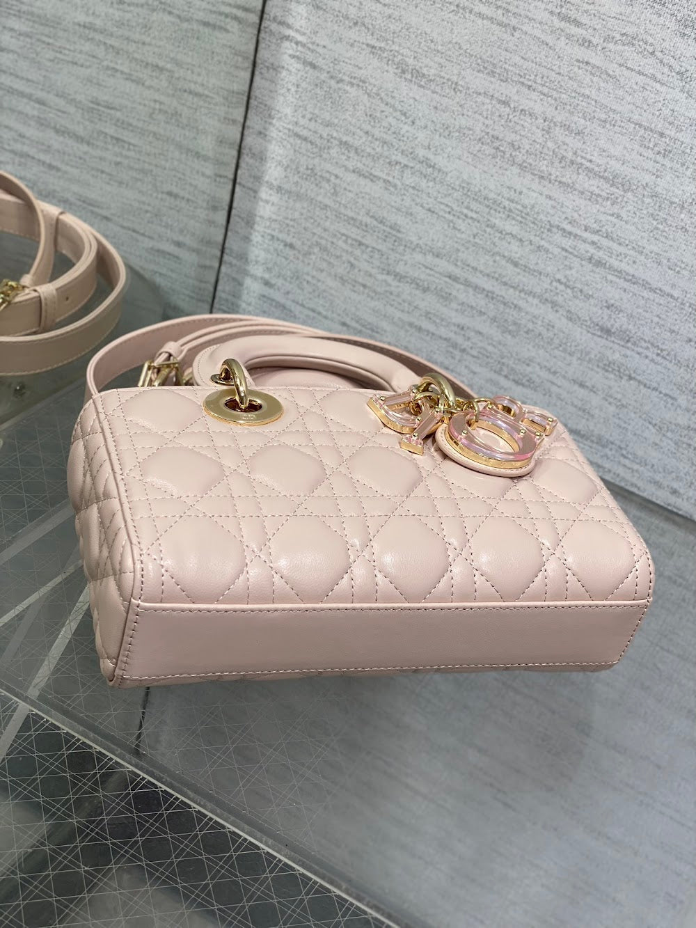 new-designer-premium-bags-nm16056