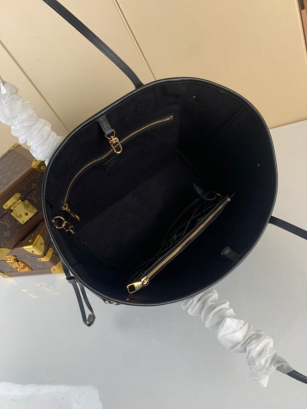 Anum Bags ln Luxury Bag --60681