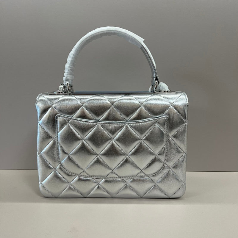 new-luxury-designer-bags-nm20261