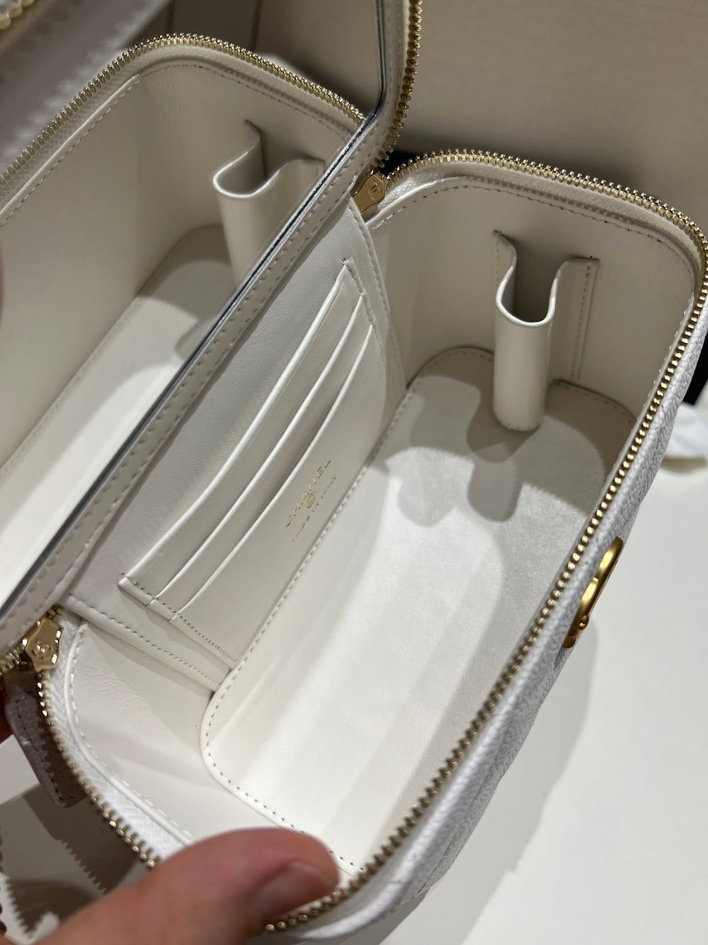 new-luxury-designer-bags-nm20590