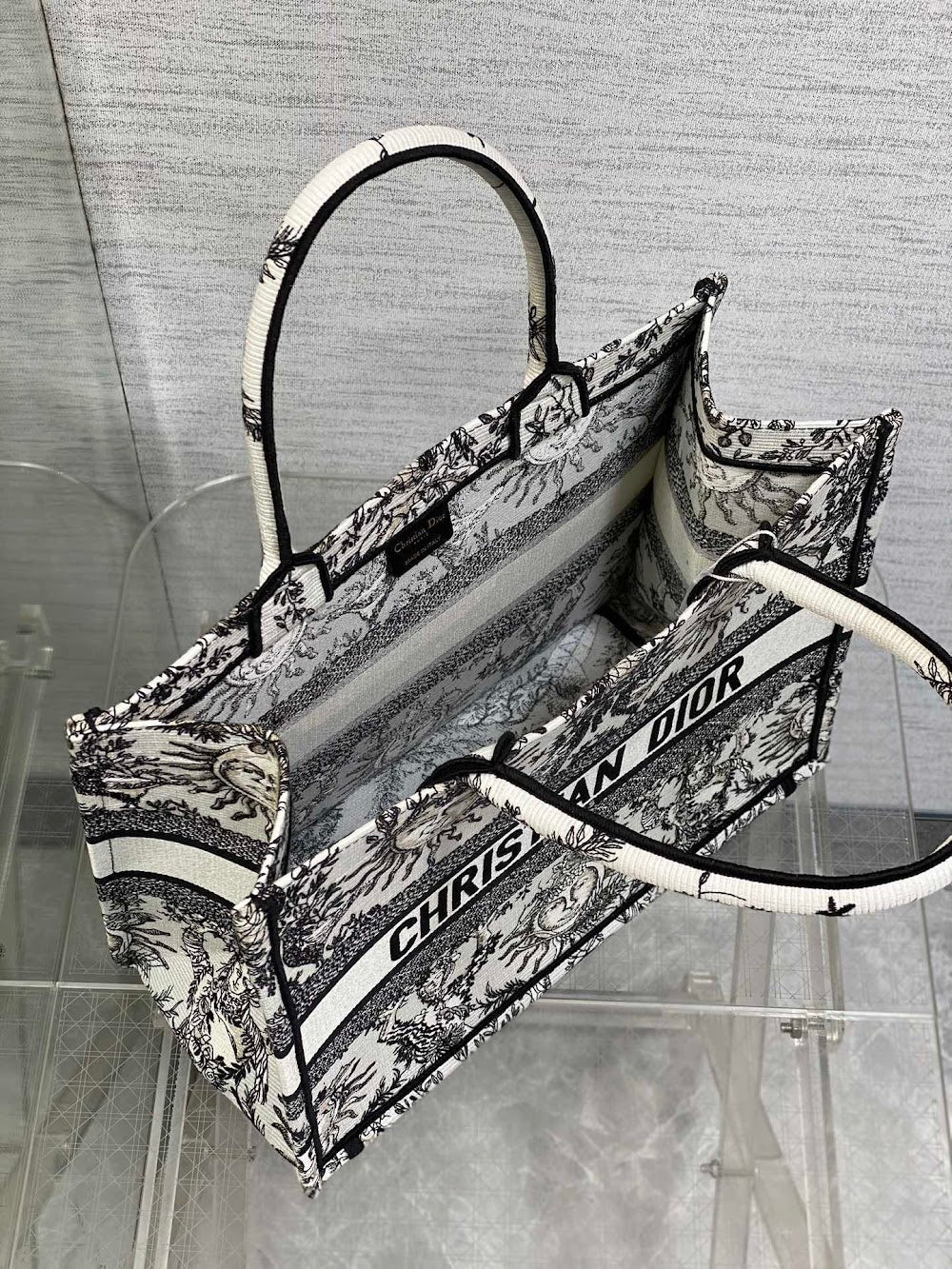 new-designer-premium-bags-nm15911