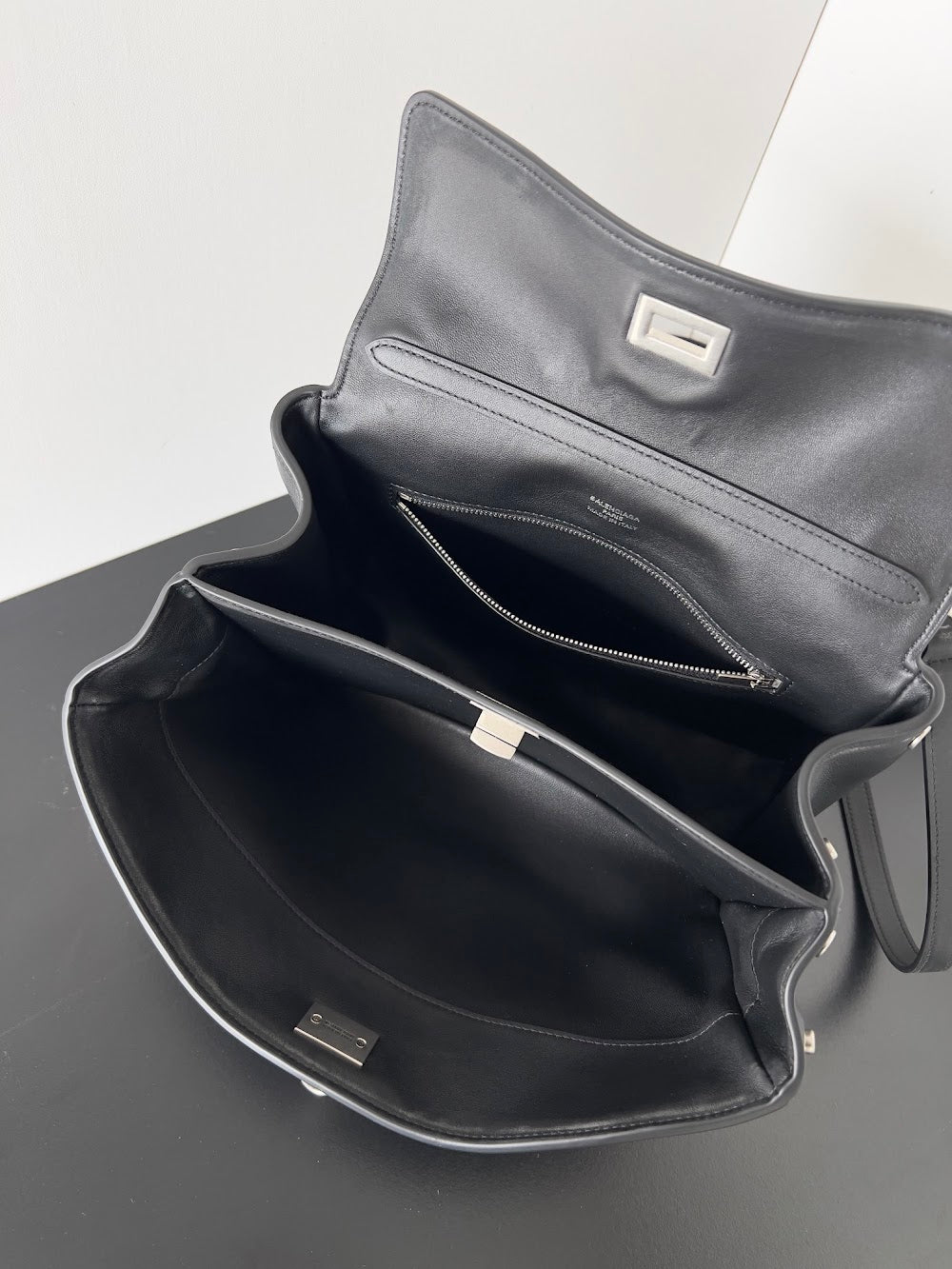 Ezyycart Bags Balenciaga Luxury Bag --110809