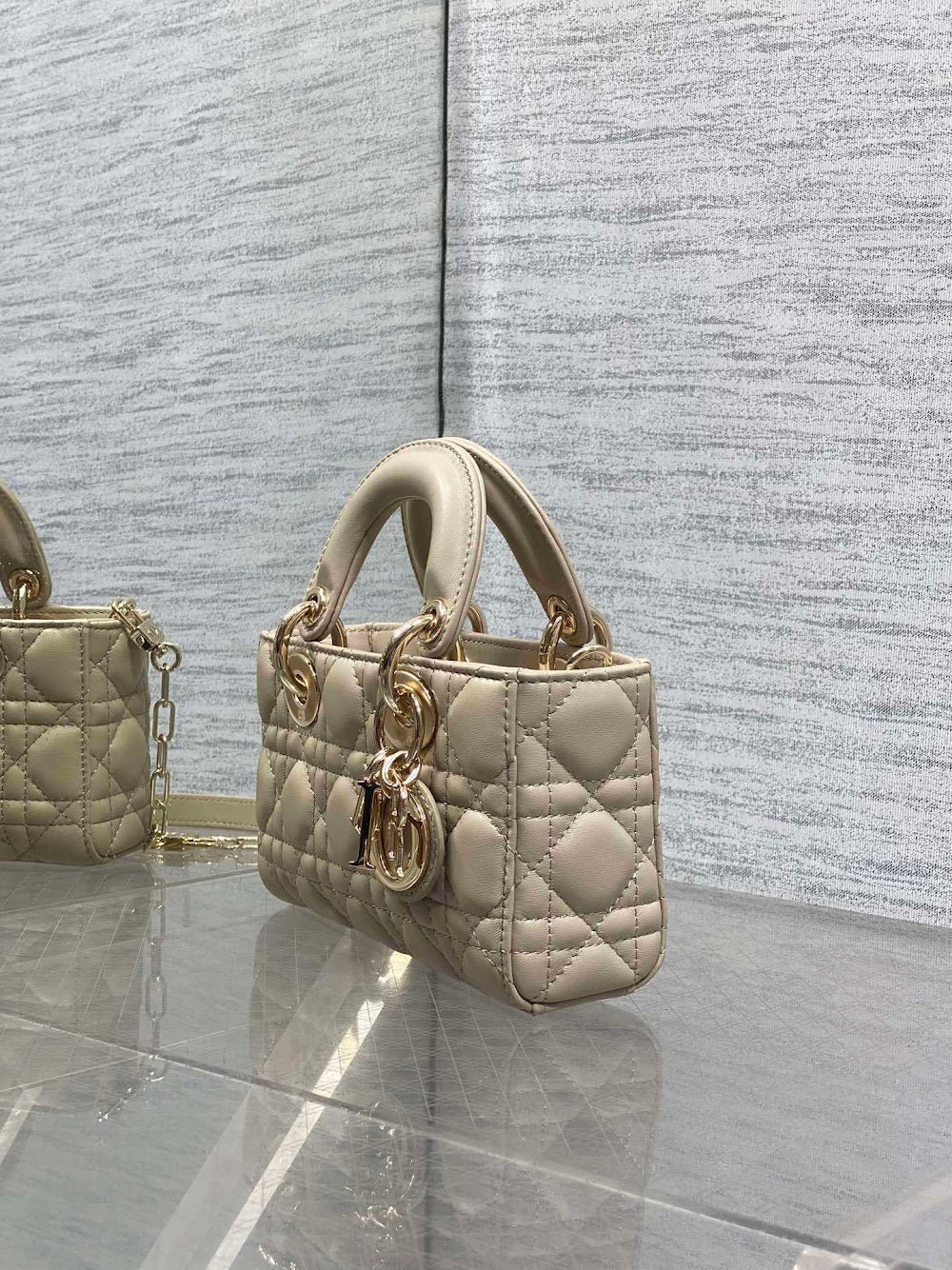 new-designer-premium-bags-nm16740