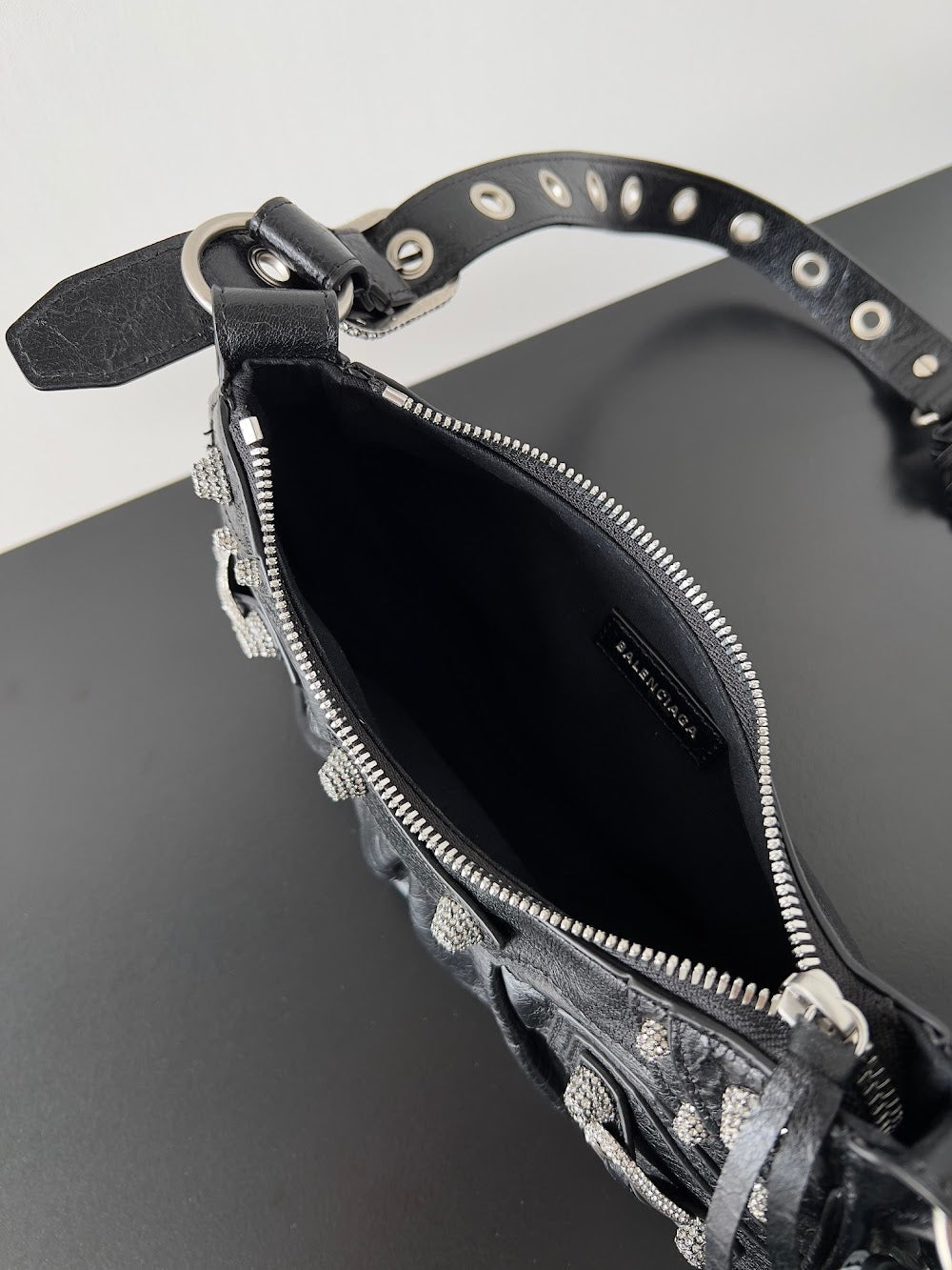 Ezyycart Bags Balenciaga Luxury Bag --111151