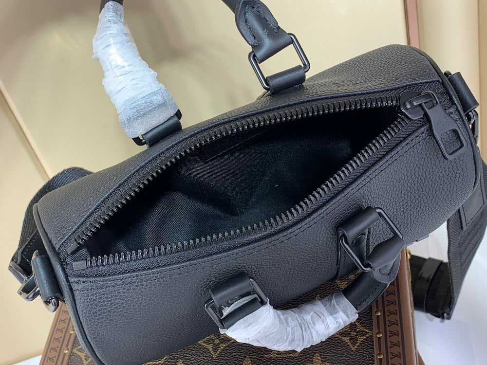 Anum Bags ln Luxury Bag --60421
