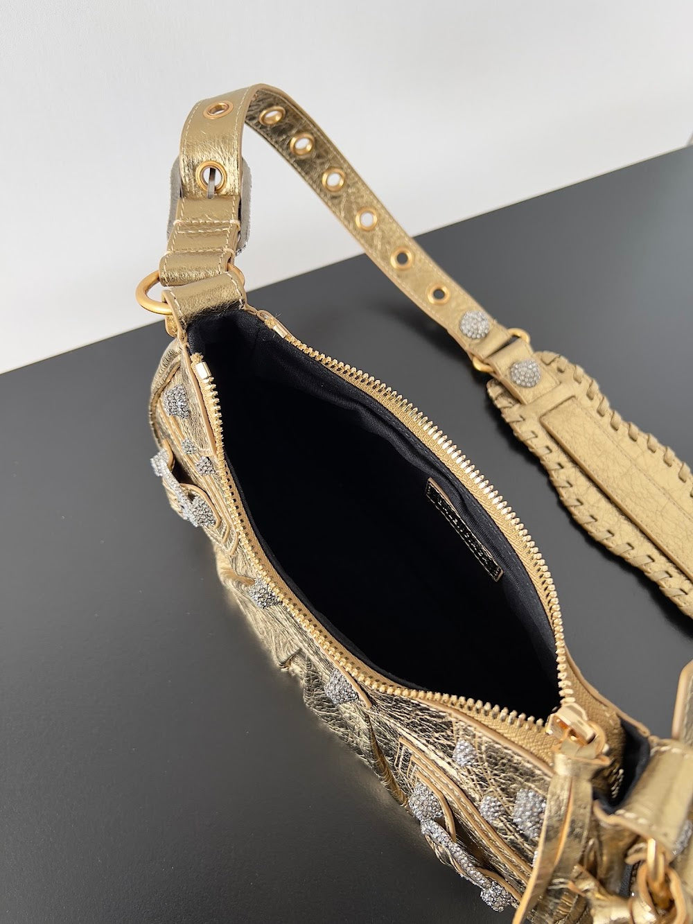 Ezyycart Bags Balenciaga Luxury Bag --111159