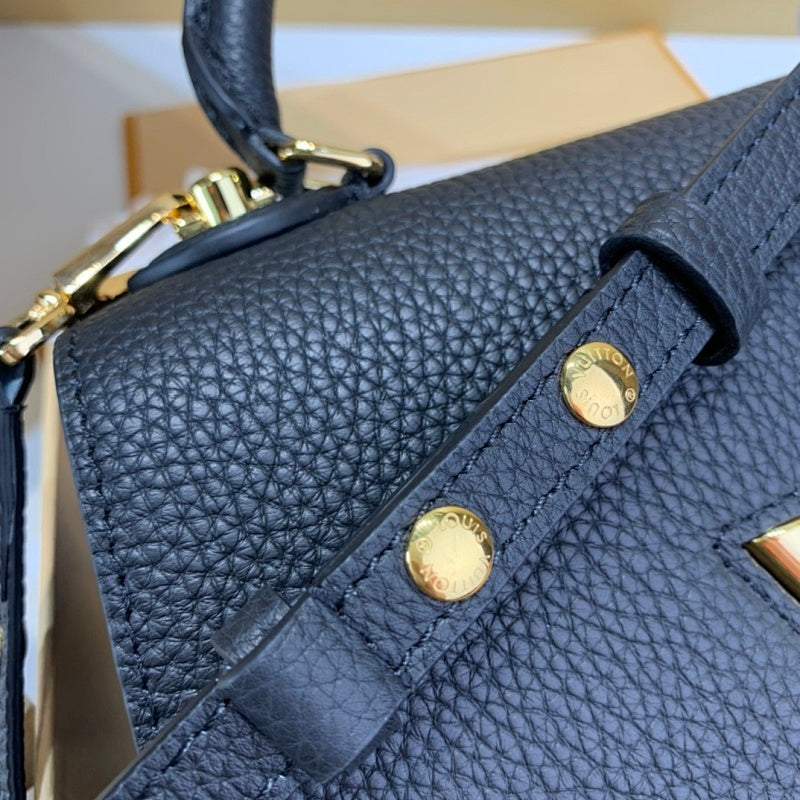 Anum Bags ln Luxury Bag --59267