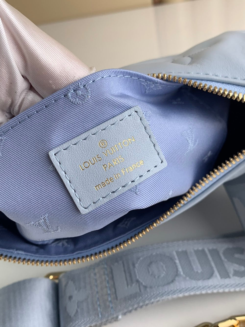 Anum Bags ln Luxury Bag --61005