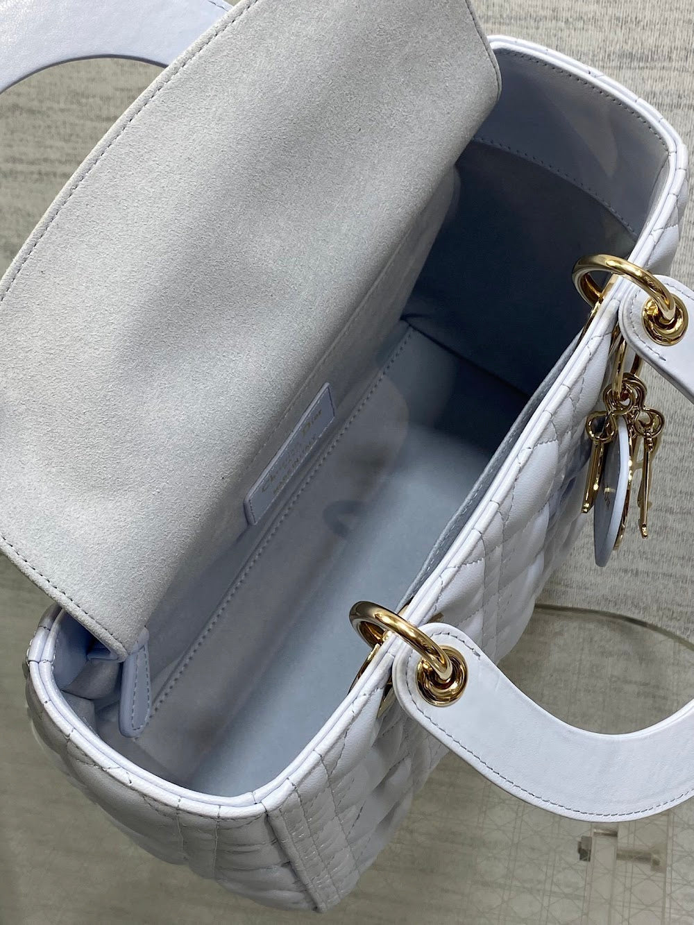 new-designer-premium-bags-nm16354