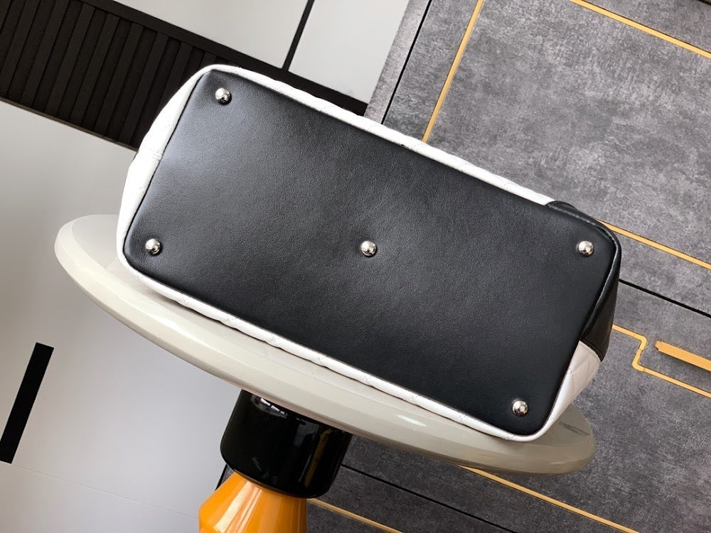 new-luxury-designer-bags-nm9594