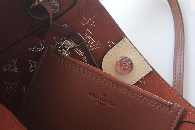 Anum Bags ln Luxury Bag --57005