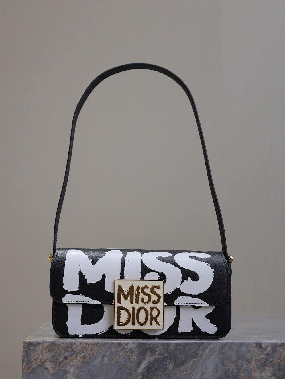 new-luxury-designer-bags-nm16117