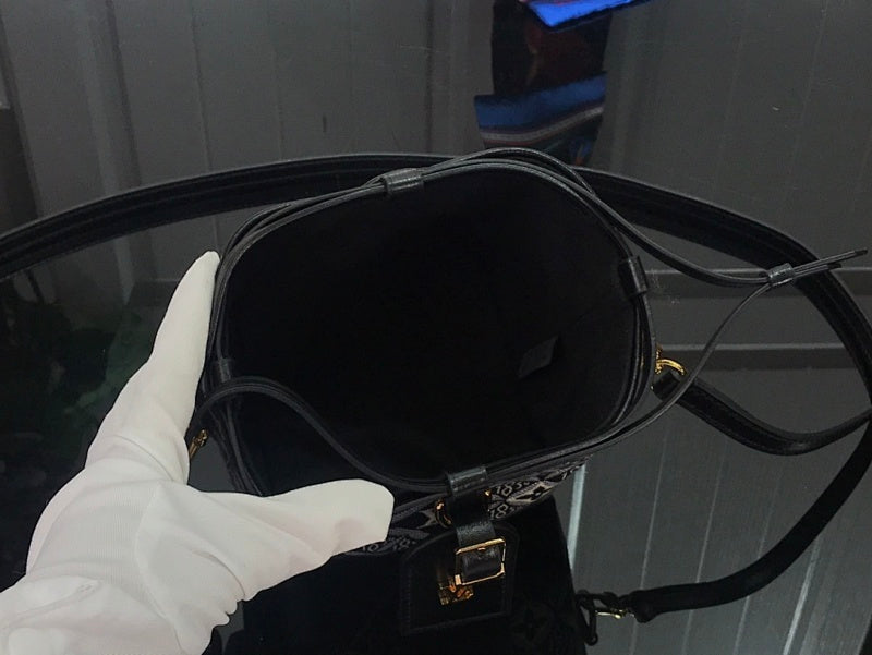Anum Bags ln Luxury Bag --59341