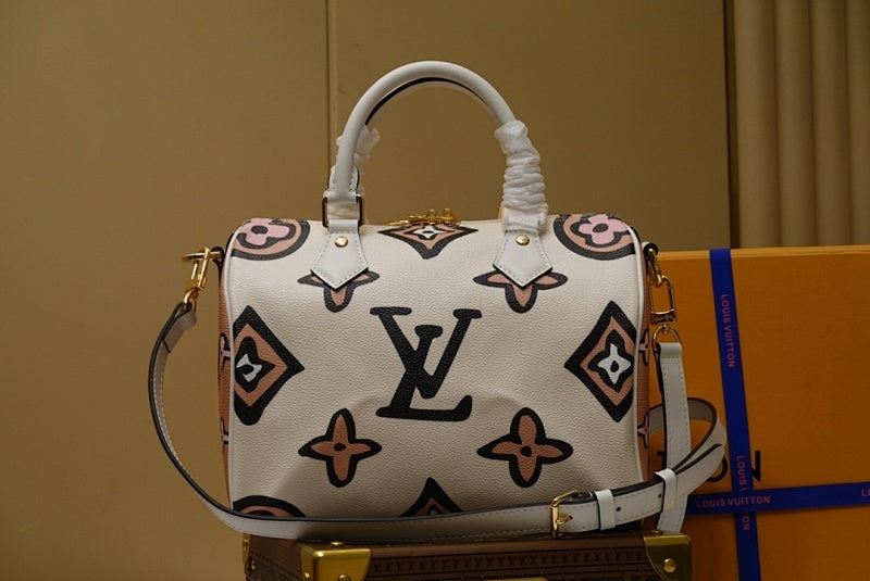 Anum Bags ln Luxury Bag --60355