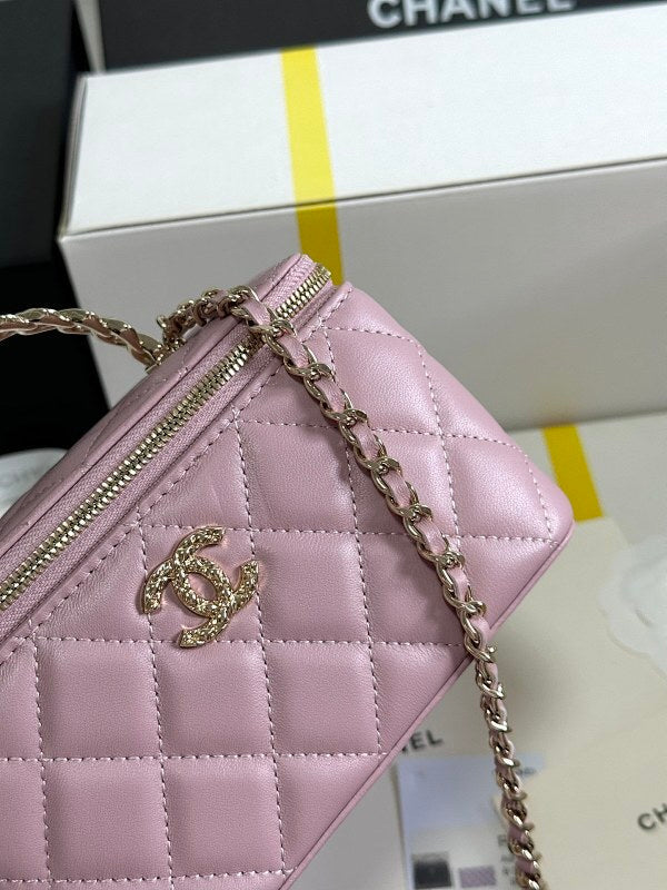 new-luxury-designer-bags-nm9391